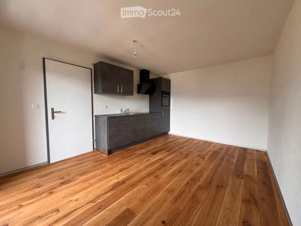 Immobilie in Bürchen - Charmante 2.5-Zimmer-Ferienwohnung mit Balkon und Bergblick in Bürchen - Bild 3
