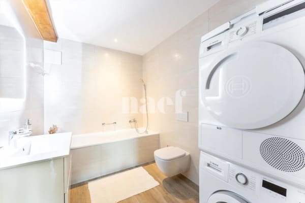 Immobilie in Prez-vers-siviriez - Spacieux appartement de 4.5 piÃ¨ces en attique avec balcon Ã  vendre Ã  Prez-vers-Siviriez - Bild 5