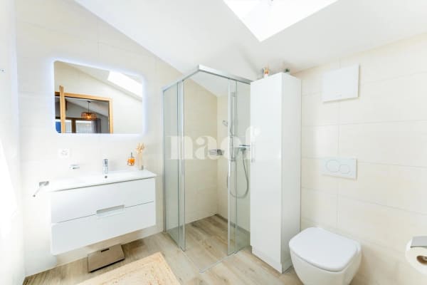 Immobilie in Prez-vers-siviriez - Spacieux appartement de 4.5 piÃ¨ces en attique avec balcon Ã  vendre Ã  Prez-vers-Siviriez - Bild 7