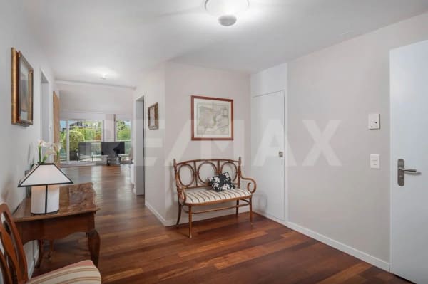 Immobilie in Uerikon - Elegante 5.5-Zimmer-Terrassenwohnung nur wenige Schritte vom Zürichsee entfernt zu kaufen! - Bild 8