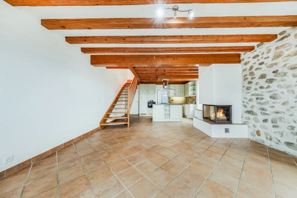 Immobilie in Yens - Bel appartement de 4.5 piÃ¨ces au coeur de Yens - Bild 0