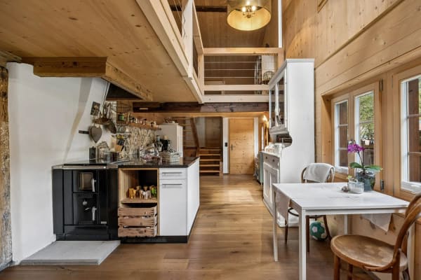 Immobilie in Innertkirchen - WunderschÃ¶n kernsaniertes 6 Zimmer Einfamilienhaus mit weitlÃ¤ufigem Garten - Bild 8