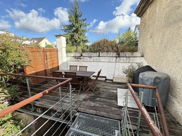 Immobilie in Binningen - 5 1/2 Zimmer-Einfamilienhaus  mit Loggia und Terrasse - Bild 10