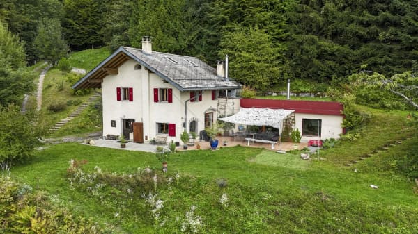 Immobilie in Les Avants - Belle maison individuelle avec vue lac - Bild 0
