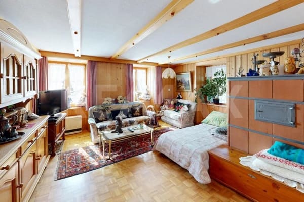 Immobilie in Seewis Prättigau - Einfamilienhaus mit Garage und Stallanbau - Bild 1