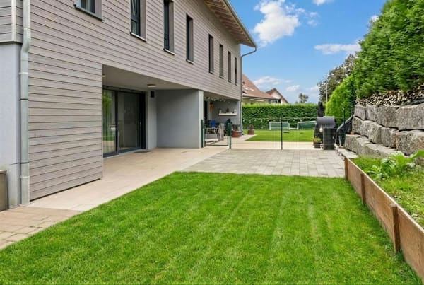 Immobilie in Hausen Am Albis - Modernes 6-Zimmer-Doppeleinfamilienhaus mit Garten in Hausen am Albis - Bild 19
