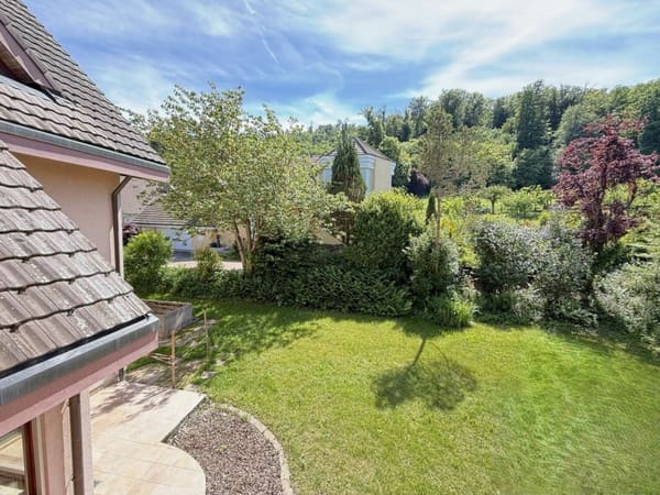 Immobilie in Witterswil - GrosszÃ¼giges Familienhaus mit Ã¼ber 400 mÂ² WohnflÃ¤che und viel PrivatsphÃ¤re - Bild 15