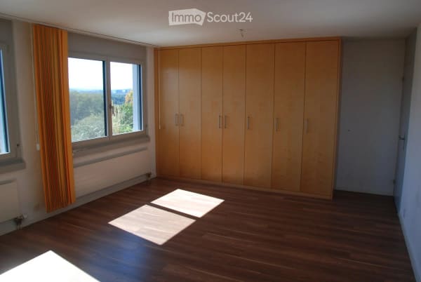 Immobilie in Herrenschwanden - Exklusive 2.5-Zimmer resp.  4.5 Zimmer  - Loft - Attikawohnung in Herrenschwanden  mit  Fernsicht - Bild 4