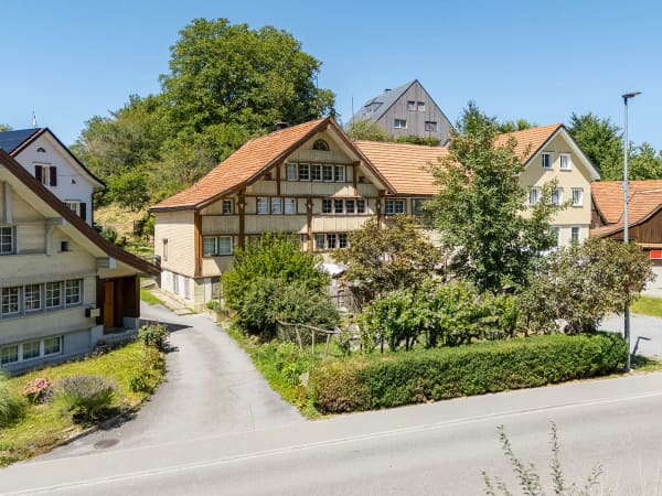 Immobilie in Wolfhalden - Charaktervolle Liegenschaft mit vielseitigem Potenzial - Bild 0