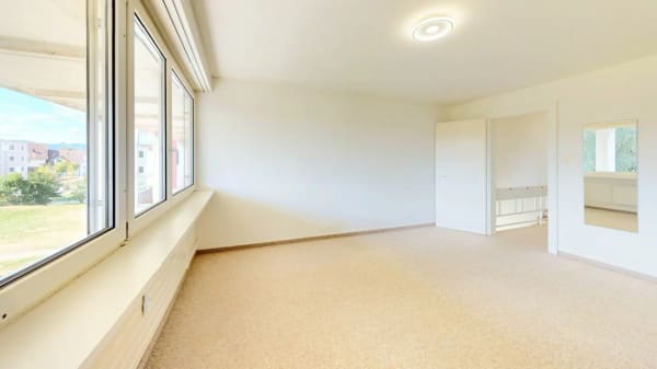 Immobilie in Eschlikon Tg - Wohnen auf zwei Ebenen! Charmante 3.5 Zimmer Maisonette mit Blick ins Grüne - Bild 7