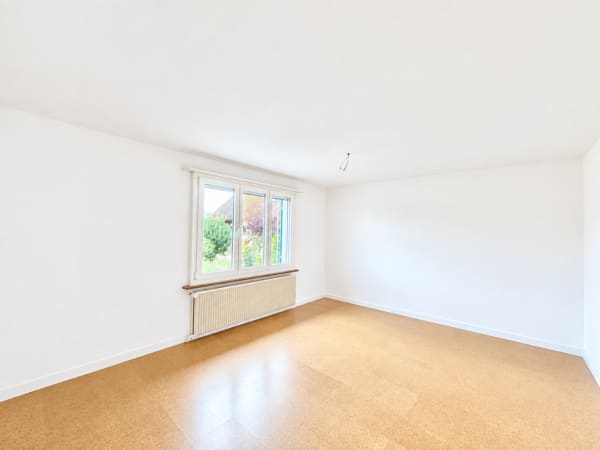 Immobilie in Bettenhausen - Doppeleinfamilienhaus mit Ausbaupotenzial & PV-Anlage! - Bild 3