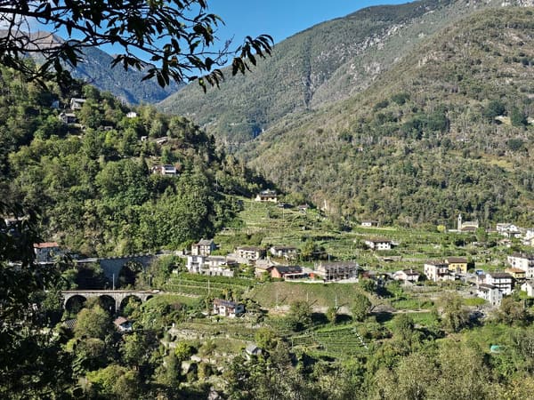 Immobilie in Golino - Rustico inmitten der Natur mit Land und schÃ¶ner Aussicht - Bild 17