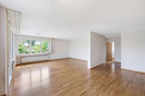 Immobilie in Neuhausen Am Rheinfall - 3.5-Zimmer-Wohnung an zentraler Lage in Neuhausen - Bild 1
