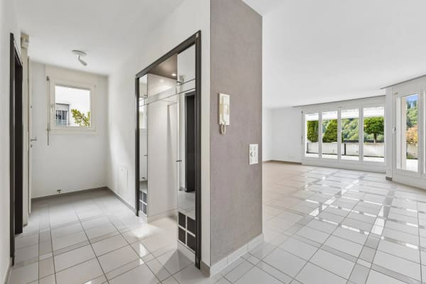 Immobilie in Stallikon - 5.5-Zimmer - Maisonette Terrassenwohnung mit 51 m2 Terrasse und 315 m2 Gartenanteil - Bild 10