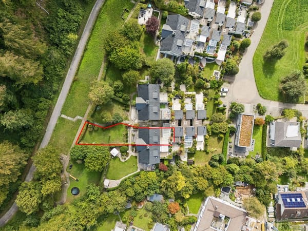 Immobilie in Stallikon - 5.5-Zimmer - Maisonette Terrassenwohnung mit 51 m2 Terrasse und 315 m2 Gartenanteil - Bild 24