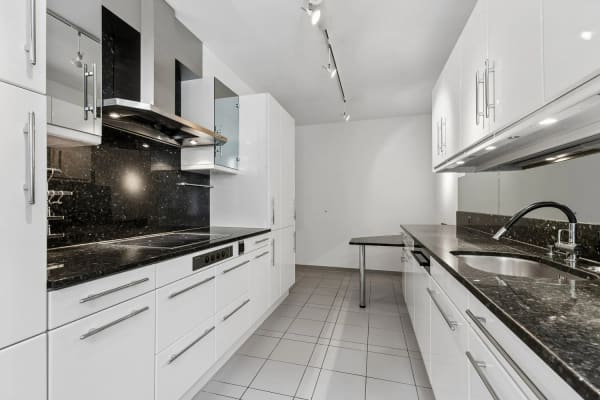 Immobilie in Stallikon - 5.5-Zimmer - Maisonette Terrassenwohnung mit 51 m2 Terrasse und 315 m2 Gartenanteil - Bild 3