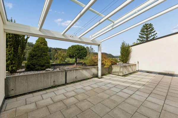Immobilie in Stallikon - 5.5-Zimmer - Maisonette Terrassenwohnung mit 51 m2 Terrasse und 315 m2 Gartenanteil - Bild 6