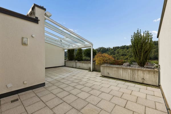 Immobilie in Stallikon - 5.5-Zimmer - Maisonette Terrassenwohnung mit 51 m2 Terrasse und 315 m2 Gartenanteil - Bild 7