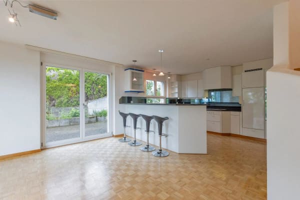 Immobilie in Farnern - Freistehendes 5.5-Zimmer Einfamilienhaus mit Weitsicht bis zu den Alpen - Bild 16