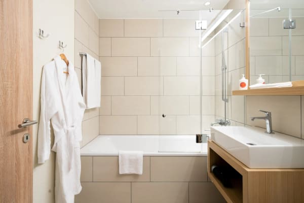 Immobilie in Laax Gr - Laax  2.5-Zimmer-Ferienwohnung mit jÃ¤hrlich 3% Nettorendite garantier - Bild 3