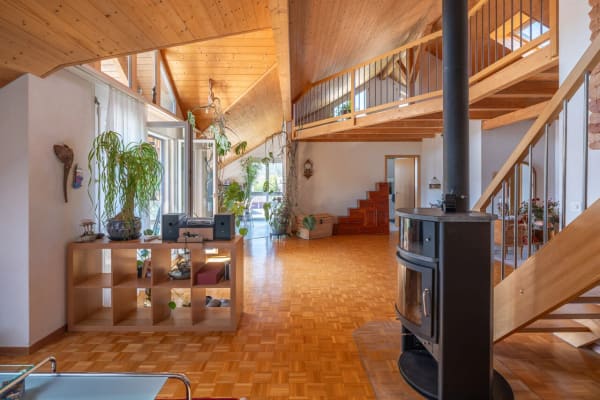 Immobilie in Brügg Be - Nicht alle Tage! Wunderbare 4.5 -5.5 Zi.-Dachwohnung mit Galerie - Bild 0