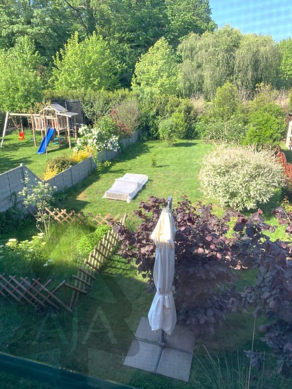 Immobilie in Cudrefin - Cudrefin (à deux pas du Lac), très belle villa mitoyenne de 5,5 pièces avec jardin - Bild 2