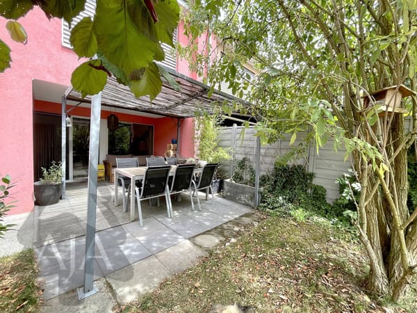 Immobilie in Cudrefin - Cudrefin (à deux pas du Lac), très belle villa mitoyenne de 5,5 pièces avec jardin - Bild 5