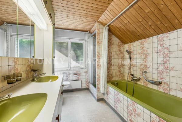Immobilie in Lichtensteig - 6.5-Zimmer-Einfamilienhaus mit Aussicht und Gestaltungspotenzial - Bild 7