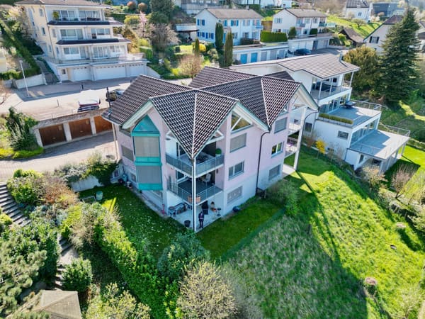 Immobilie in Berlingen - 5-Zi.-Maisonette-Wohnung mit Wiesenanteil und Terrasse und traumhafter unverbaubarer Seesicht - Bild 4