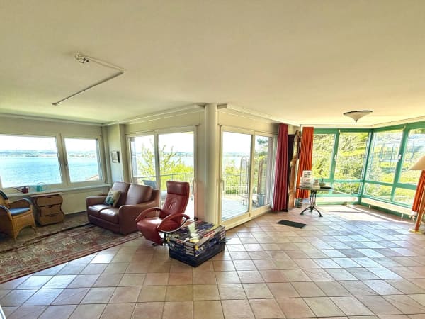 Immobilie in Berlingen - 5-Zi.-Maisonette-Wohnung mit Wiesenanteil und Terrasse und traumhafter unverbaubarer Seesicht - Bild 6