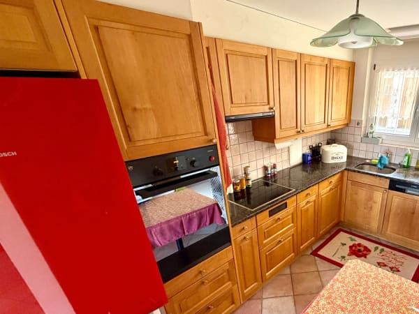 Immobilie in Berlingen - 5-Zi.-Maisonette-Wohnung mit Wiesenanteil und Terrasse und traumhafter unverbaubarer Seesicht - Bild 8