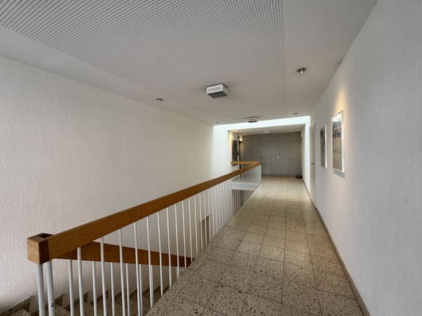 Immobilie in Stallikon - FAMILIENLEBEN MIT WEITBLICK - GROSSZÜGIG WOHNEN AUF ZWEI EBENEN - Bild 3