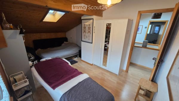 Immobilie in Meiringen - Freistehendes 7.5-Zimmer-Einfamilienhaus mit Einliegerwohnung - Bild 8