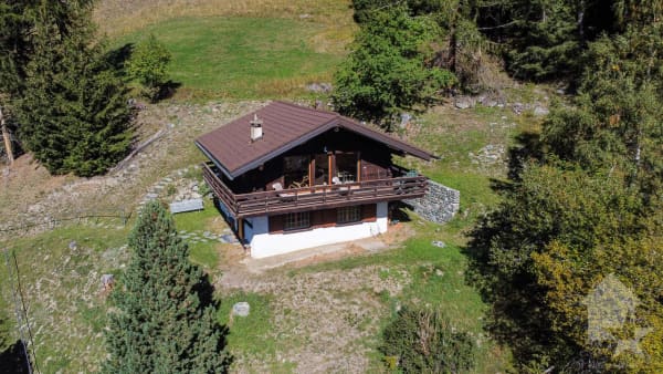 Immobilie in St-luc - Séduisant chalet entouré de nature avec vues magnifiques - Bild 0