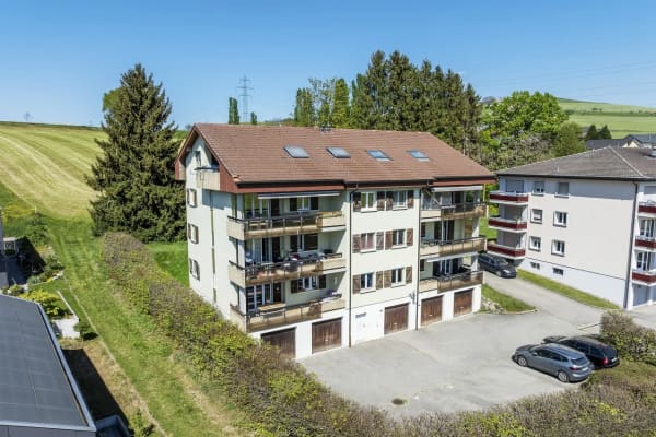 Immobilie in Pont-la-ville - Appartement 3.5P au dernier Ã©tage avec balcon et garage - Bild 1