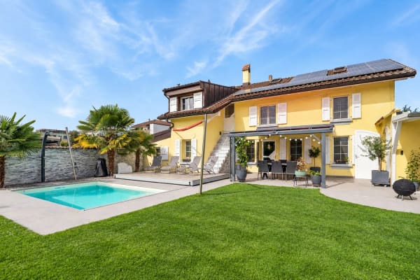 Immobilie in Ecublens Vd - Maison individuelle entiÃ¨rement rÃ©novÃ©e de 5.5 piÃ¨ces avec piscine et jardin - Bild 0