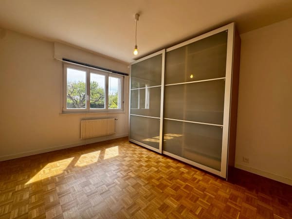 Immobilie in Villars-ste-croix - Superbe maison de caractère avec un appartement indépendant - Bild 24