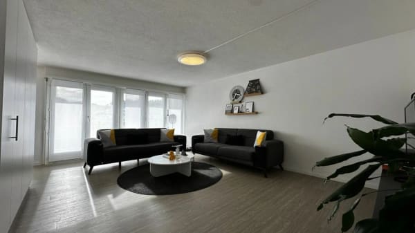 Immobilie in Bazenheid - FAMILIENGLÜCK IM ZENTRALEN WOHNQUARTIER - Bild 1