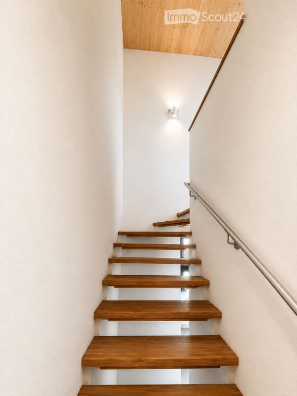 Immobilie in Frauenkappelen - Neuwertig am Waldrand â€“ 5.5-Zimmer-Haus mit Garten & Doppelgarage - Bild 10