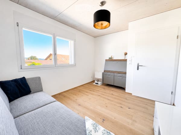 Immobilie in Frauenkappelen - Neuwertig am Waldrand â€“ 5.5-Zimmer-Haus mit Garten & Doppelgarage - Bild 9