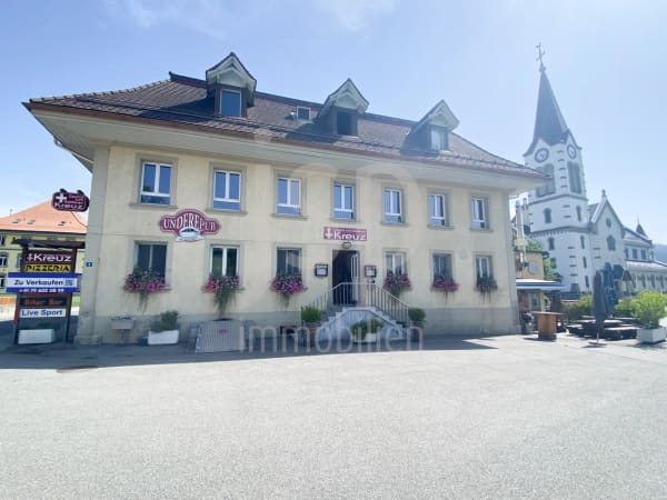Immobilie in Plaffeien - Mitten im Dorfzentrum von Plaffeien das Restaurant zum goldenen Kreuz - Bild 2