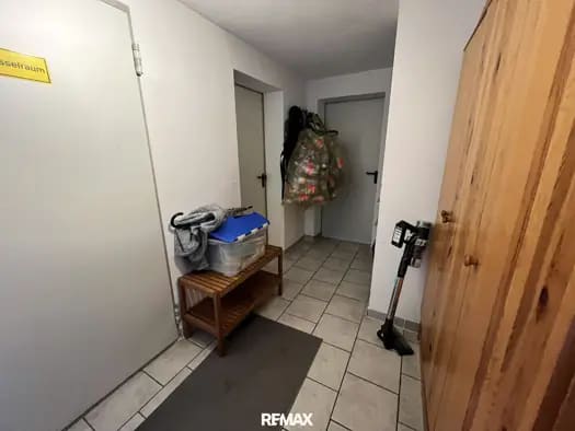 Immobilie in Straß in Steiermark - Einfamilienhaus zum Kauf - Straß in Steiermark - 469.000 € - 5 Zimmer, 161 m², 1.424 m² Grundstück - Bild 2