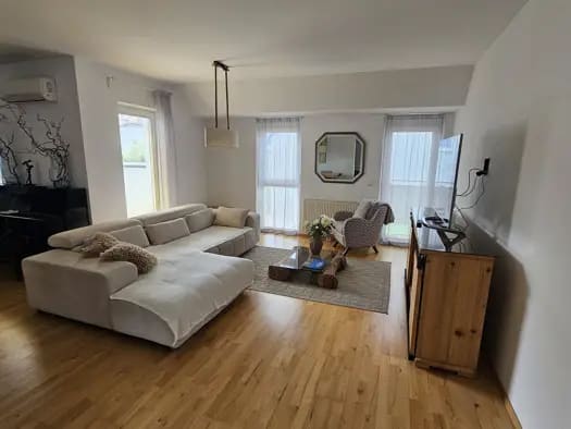 Immobilie in Mannswörth - Wohnung zum Kauf - Mannswörth - 480.000 € - 4 Zimmer, 104,3 m² - Bild 1