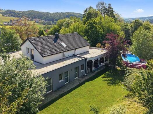 Immobilie in Eggersdorf bei Graz - Einfamilienhaus zum Kauf - Eggersdorf bei Graz - 629.000 € - 6 Zimmer, 226 m², 2.250 m² Grundstück, frei ab 01.10.2026 - Bild 0