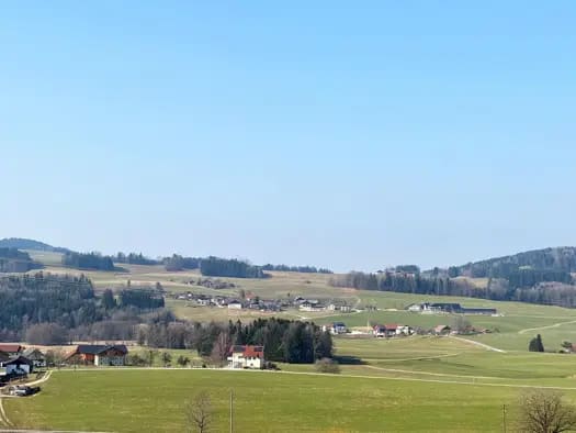 Immobilie in Oberhofen am Irrsee - Terrassenwohnung zum Kauf - Erstbezug - Oberhofen am Irrsee - 686.000 € - 4 Zimmer, 119 m², frei ab 01.01.2027 - Bild 2