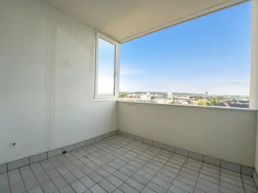 Immobilie in Wels - Wohnung zum Kauf - Wels - 229.000 € - 4 Zimmer, 127,5 m², 7. Geschoss - Bild 0