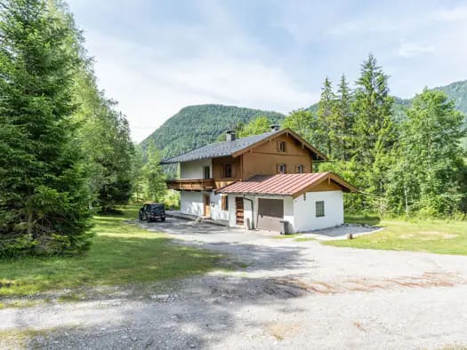 Immobilie in St. Ulrich am Pillersee - Einfamilienhaus zum Kauf - St. Ulrich am Pillersee - 695.000 € - 6 Zimmer, 160 m², 1.191 m² Grundstück - Bild 2