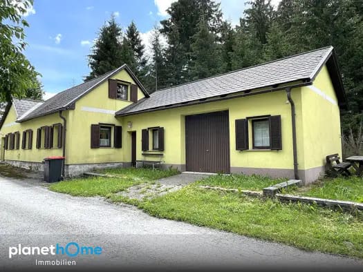 Immobilie in Bad Großpertholz - Einfamilienhaus zum Kauf - Bad Großpertholz - 159.000 € - 5 Zimmer, 77 m², 5.397 m² Grundstück - Bild 1