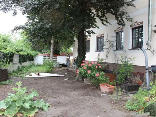 Immobilie in Enzersdorf an der Fischa - Einfamilienhaus zum Kauf - Enzersdorf an der Fischa - 1.490.000 € - 9 Zimmer, 498 m², 2.284 m² Grundstück - Bild 1