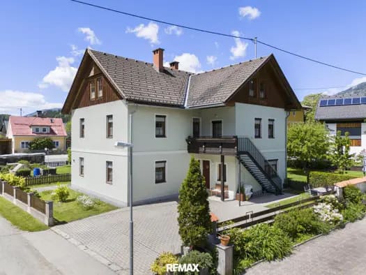 Immobilie in Kötschach - Einfamilienhaus zum Kauf - Kötschach - 599.000 € - 9 Zimmer, 205 m², 690 m² Grundstück, frei ab sofort - Bild 0